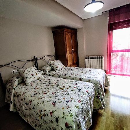 Real 10 Apartment Soria Exterior photo